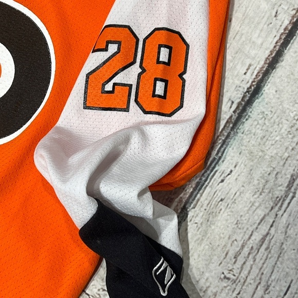 Claude Giroux Boys Youth Orange Philadelphia Flyers NHL Hockey Reebok Jersey - Picture 3 of 6